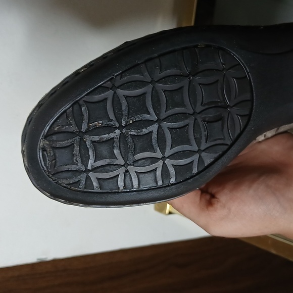 White mountain lipstick flats size 7.5 - Picture 15 of 15